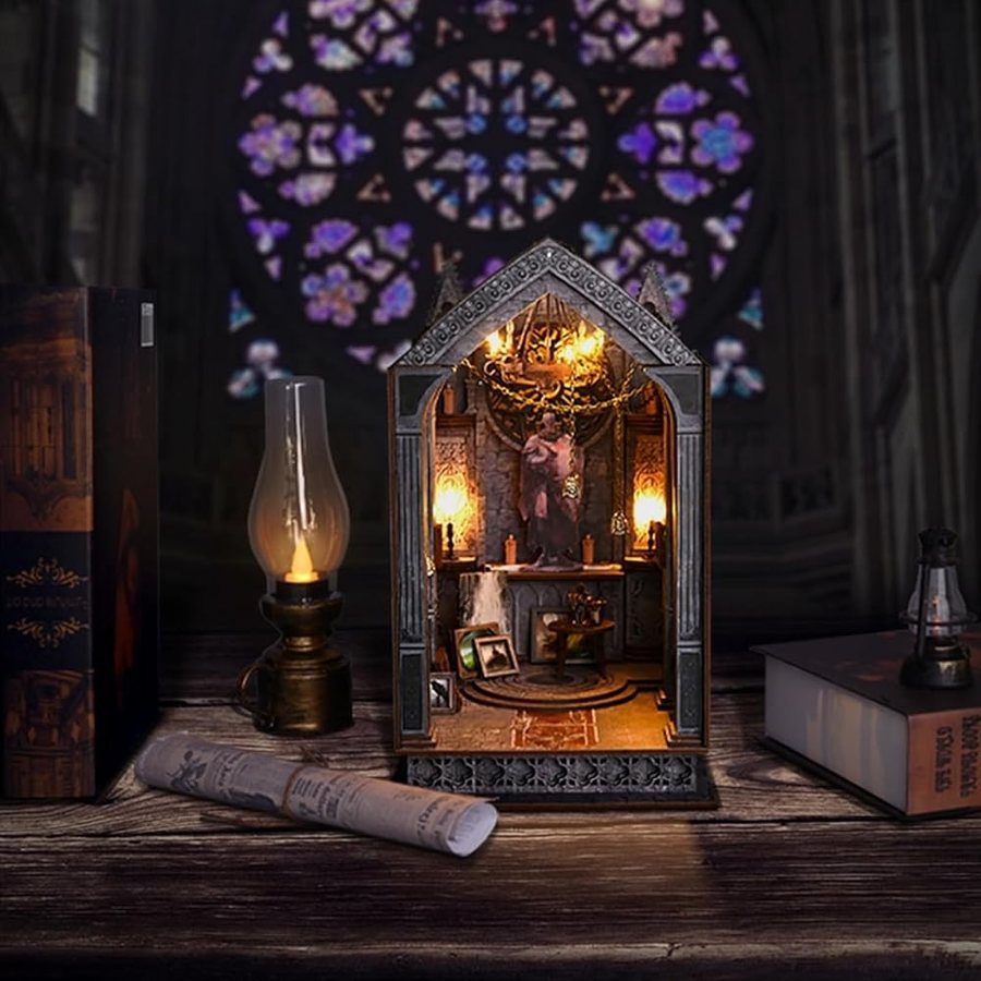Flever Quiet Night Prayer DIY miniature house kit — what comes in the box